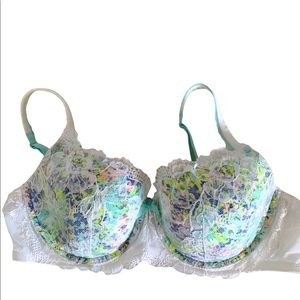 VICTORIAS SECRET BODY BY VICTORIA LINED DEMI. EXCELLENT PRE-OWNED CONDITION 38C